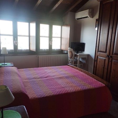 Bed & Breakfast Ca' Di Vissai Arnasco Δωμάτιο φωτογραφία